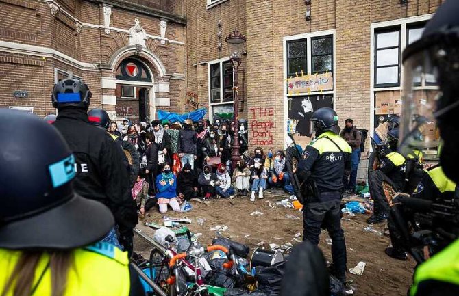 Propalestinski protesti u Nizozemskoj: Policija rastjerala demonstrante, uhapšene 32 osobe