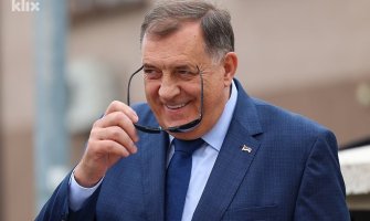 Dodik o isplatama penzija u RS-u: Postoji pritisak na finansijski sektor, žele ugroziti stabilnost