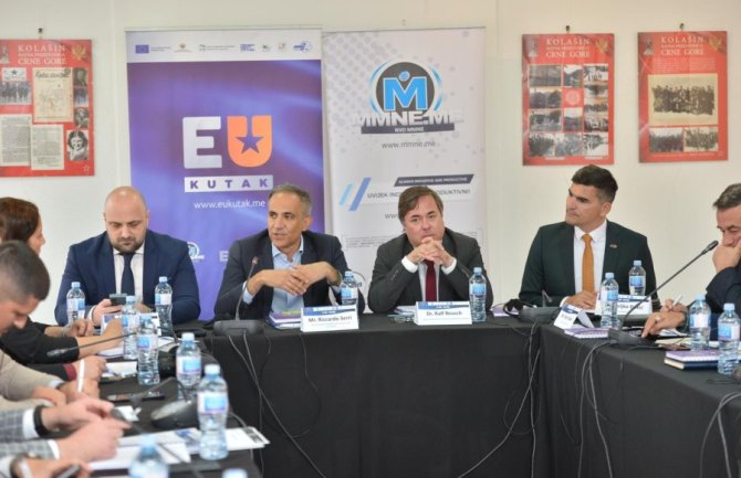 Božović: Mladi bitni za proces EU integracije
