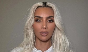 Kim Kardashian pokazala kako je izgledala 1993. godine: Prije slave i estetskih zahvata