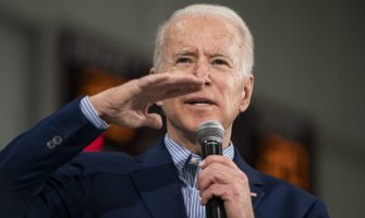 Biden kaže da SAD rade na okončanju zabrane ukrajinske upotrebe dalekometnog oružja