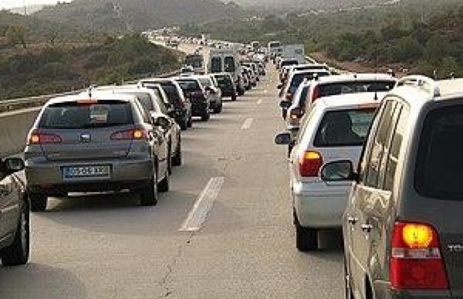 Izbjegavati putovanja u najtoplijem dijelu dana