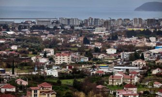 Napadnuti službenici Komunalne policije Bar, jedna osoba će odgovarati krivično, a dvije prekršajno