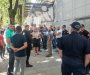 Mještani Bijedića ne žele kamenolom u njihovom selu, blokirali ulaz u zgradu opštine