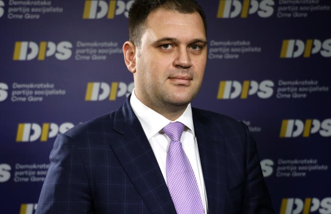 Anđušić: Sistem se raspao, predsjednik Skupštine bez konstatovanja kvoruma otkazao sjednicu