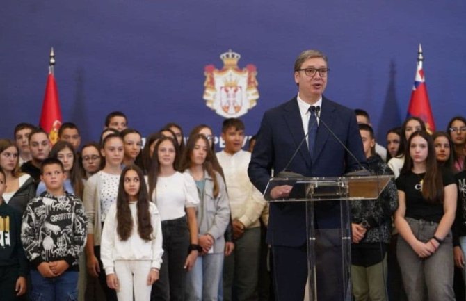 Kod Vučića Vraneš i polaznici folklora iz Pljevalja