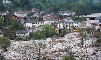 Srbija u Jablanicu šalje 36 spasilaca sa 12 vozila, ponuđene i mašine i helikopteri